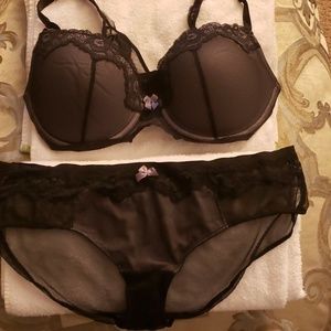 Bra and panty set